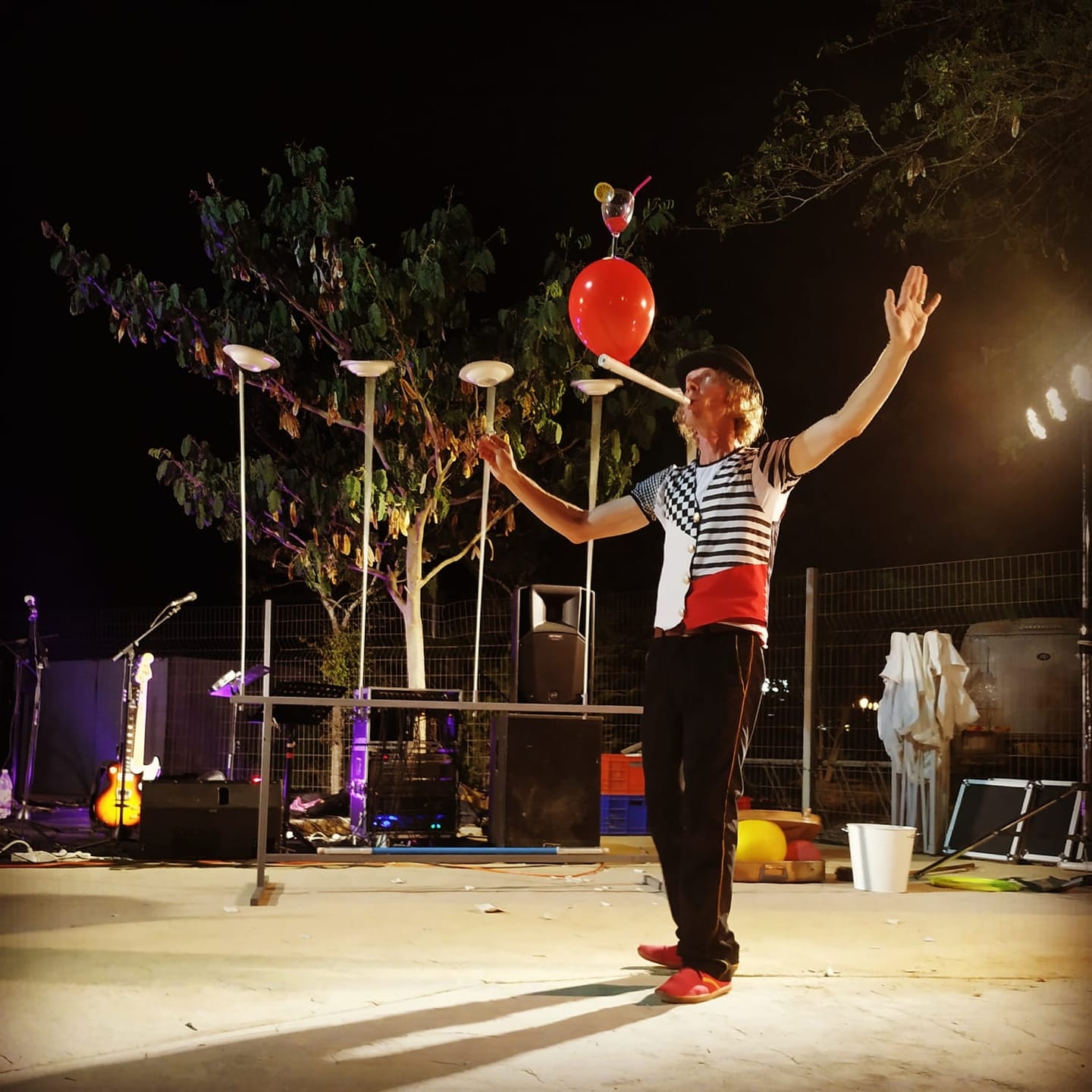 מופע הקרקס של תום